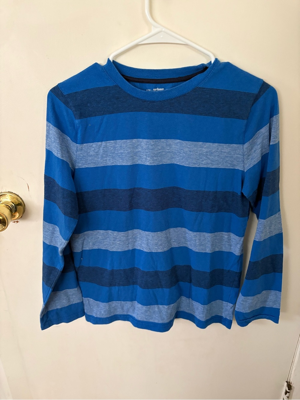 5/$25 Urban Pipeline kids blue stripe long sleeve ultimate tee crew neck large